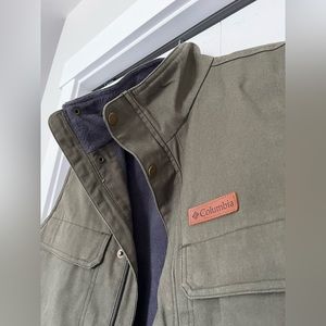 Columbia fleece-lined vest